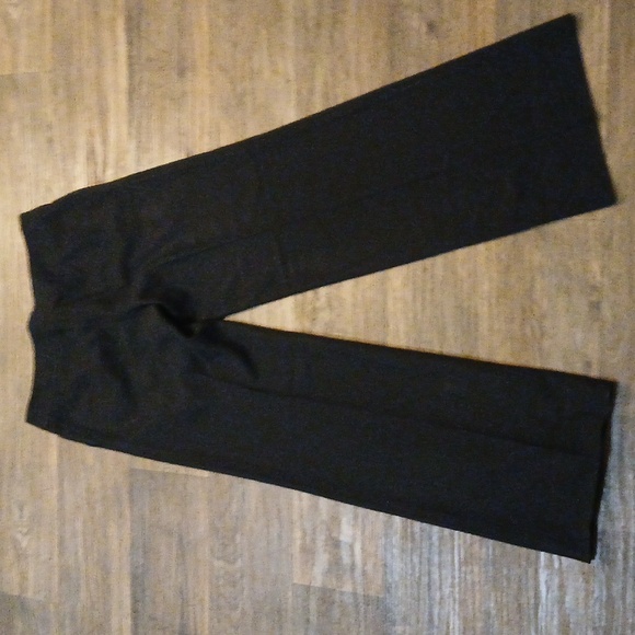 'S Max Mara Design for Easy Living Wide Leg Trousers. Black - Picture 14 of 14